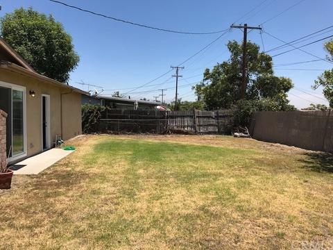 609 W Mckinley St, Rialto, CA 92376 photo 32