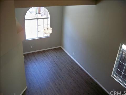 16377 Applegate Dr, Fontana, CA 92337 photo 11