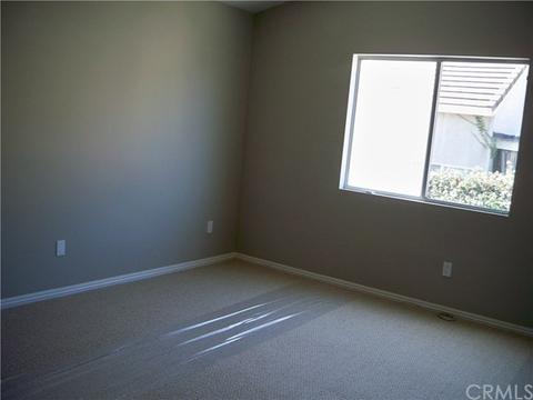 16377 Applegate Dr, Fontana, CA 92337 photo 16
