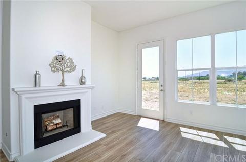 1011 Kiwi Grv, Riverside, CA 92501 photo 9