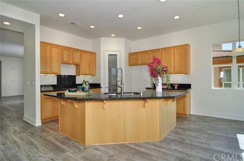 1025 Kiwi Grv, Riverside, CA 92501 photo 6