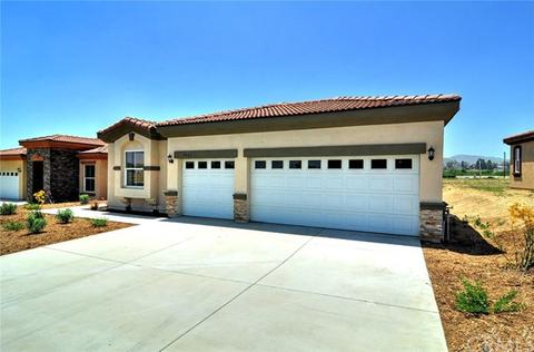 1025 Kiwi Grv, Riverside, CA 92501 photo 3