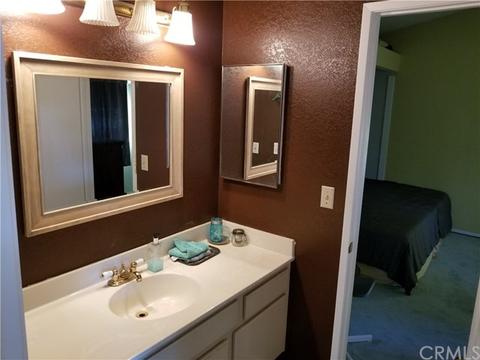 2428 Koa Dr, Rialto, CA 92377 photo 12
