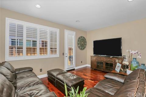 227 E 220th St, Carson, CA 90745 photo 5