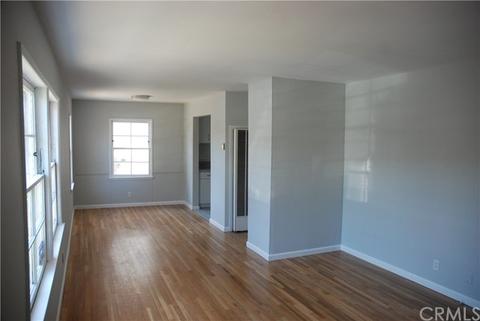1321 E Appleton St #1, Long Beach, CA 90802 photo 4