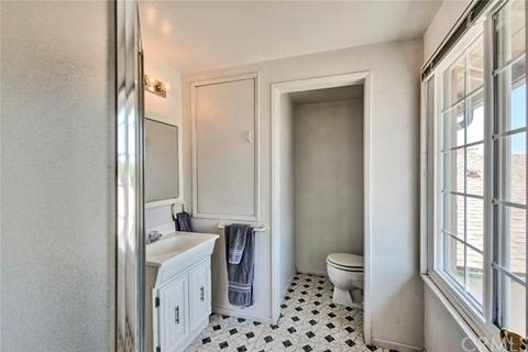3804 E Walnut Ave, Orange, CA 92869 photo 16