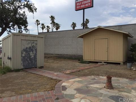 400 E La Cadena Dr, Riverside, CA 92507 photo 14