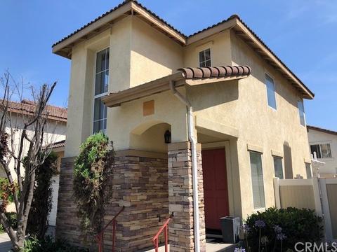 7 Savanna Ct, Stanton, CA 90680 photo 2