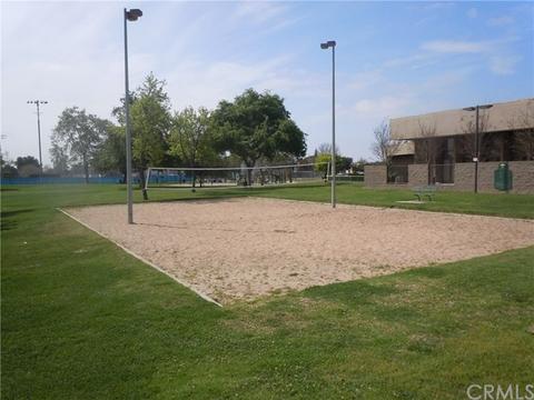 5647 Pine Ct, Cypress, CA 90630 photo 9