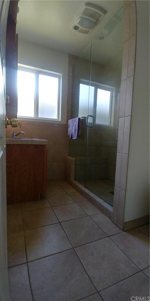 6281 Johnson Ave, Long Beach, CA 90805 photo 18