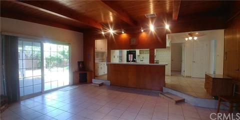6281 Johnson Ave, Long Beach, CA 90805 photo 14