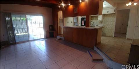 6281 Johnson Ave, Long Beach, CA 90805 photo 9