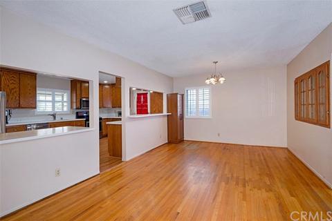 2125 W Roberta Ave, Fullerton, CA 92833 photo 4
