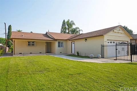 2125 W Roberta Ave, Fullerton, CA 92833 photo 1