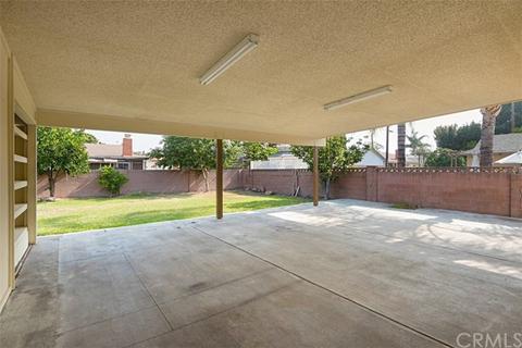 2125 W Roberta Ave, Fullerton, CA 92833 photo 17