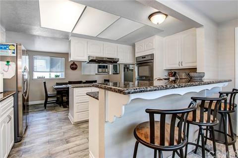 8843 Mentone Pl, Riverside, CA 92503 photo 9