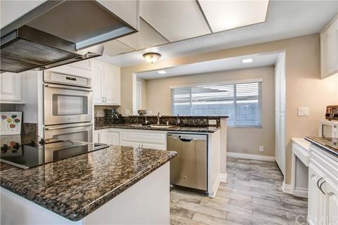 8843 Mentone Pl, Riverside, CA 92503 photo 8