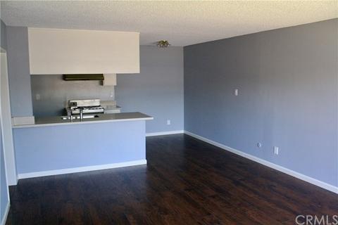 5535 Ackerfield Ave #40, Long Beach, CA 90805 photo 2