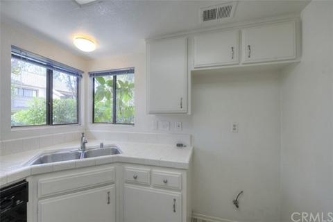 512 Shade Tree Ln #23, Fullerton, CA 92831 photo 9