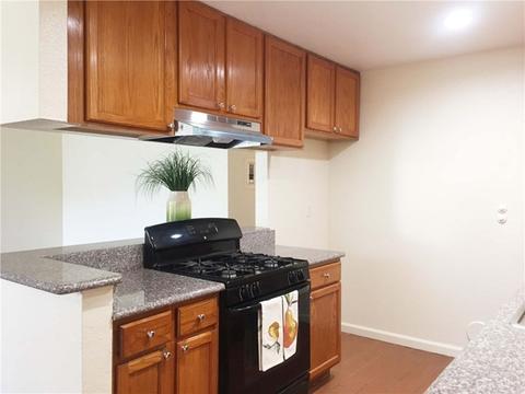 1438 Peckham St #B, Fullerton, CA 92833 photo 3