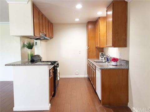 1438 Peckham St #B, Fullerton, CA 92833 photo 2