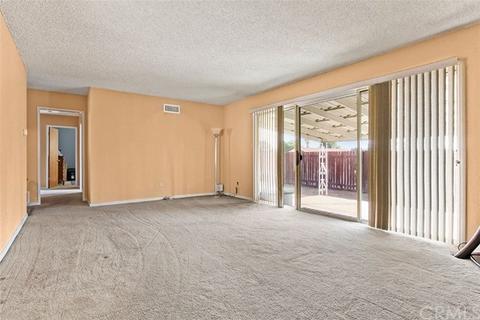 4564 Toyon Rd, Riverside, CA 92504 photo 2