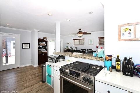 6917 El Cedral St, Long Beach, CA 90815 photo 5