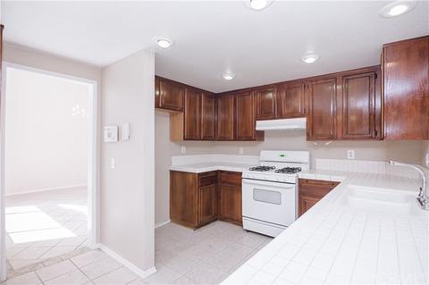 628 Esther Dr, Lancaster, CA 93535 photo 7