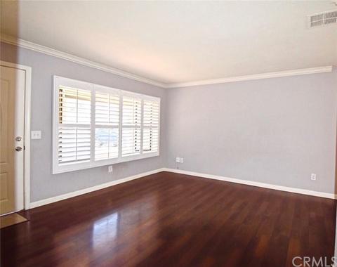 4831 Montgomery St, Riverside, CA 92503 photo 4
