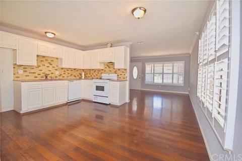 4831 Montgomery St, Riverside, CA 92503 photo 10