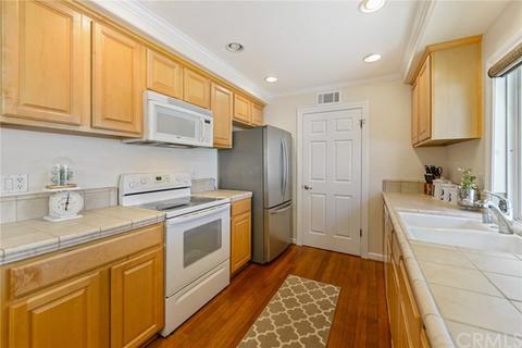 527 Butte Ct, Brea, CA 92821 photo 2