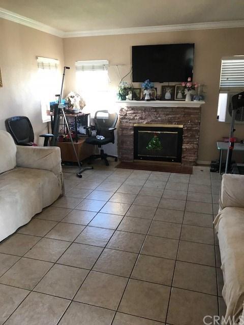 4363 Agate St, Riverside, CA 92509 photo 2