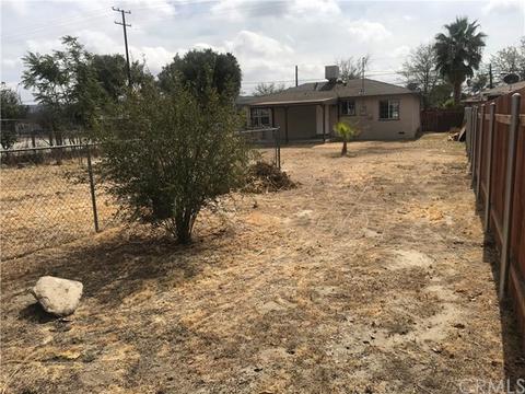 520 E Mayberry Ave, Hemet, CA 92543 photo 5