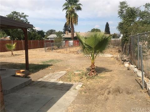 520 E Mayberry Ave, Hemet, CA 92543 photo 4