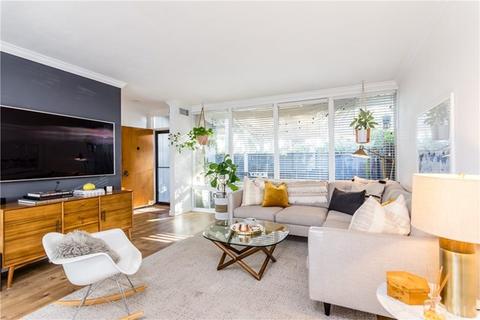 5241 E Anaheim Rd, Long Beach, CA 90815 photo 4