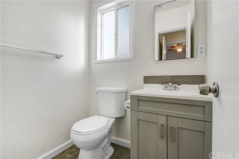 670 S Sycamore Ave, Rialto, CA 92376 photo 9