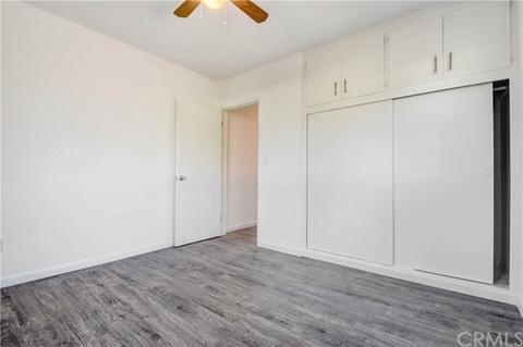 670 S Sycamore Ave, Rialto, CA 92376 photo 11