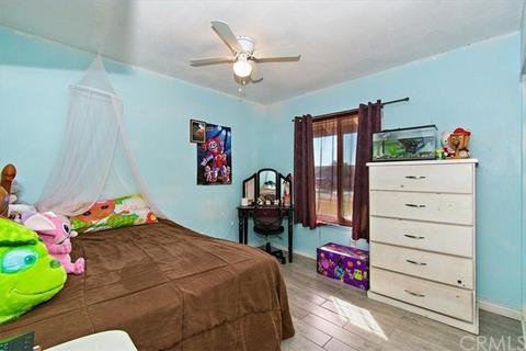 252 E Scott St, Rialto, CA 92376 photo 9