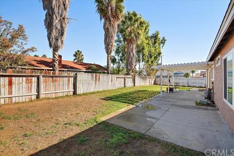 252 E Scott St, Rialto, CA 92376 photo 17