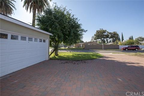 2431 W Cherry Ave, Fullerton, CA 92833 photo 2