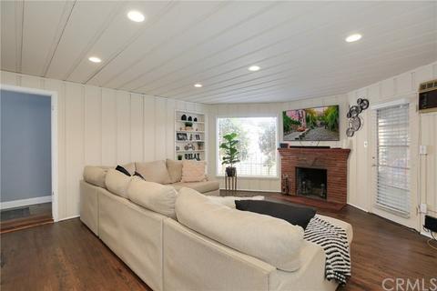 2032 Baltic Ave, Long Beach, CA 90810 photo 11