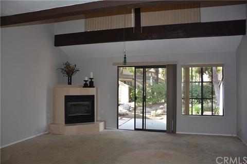 1663 Shady Brook Dr #82, Fullerton, CA 92831 photo 2