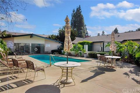 413 E 1st St, Tustin, CA 92780 photo 4