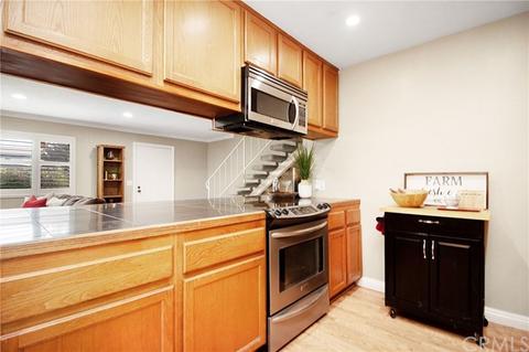 413 E 1st St, Tustin, CA 92780 photo 11