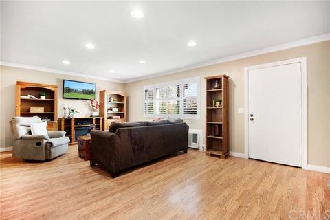 413 E 1st St, Tustin, CA 92780 photo 5