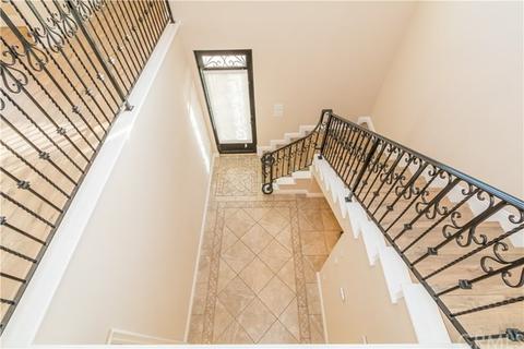 8001 Rose St, Paramount, CA 90723 photo 15