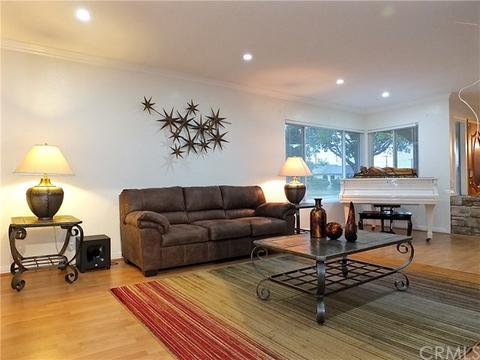 1136 E Claiborne Dr, Long Beach, CA 90807 photo 17