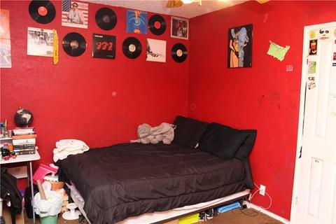 1422 S Dwight Ave, Compton, CA 90220 photo 8