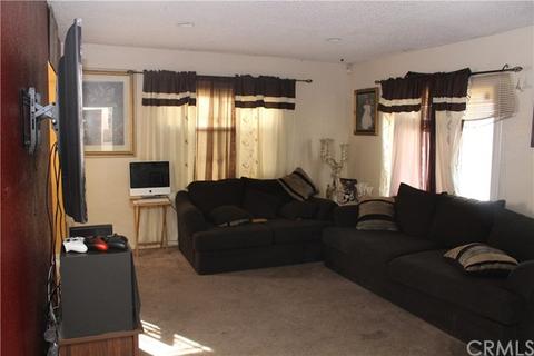 1422 S Dwight Ave, Compton, CA 90220 photo 2