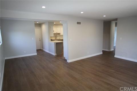 318 E Clarion Dr, Carson, CA 90745 photo 7